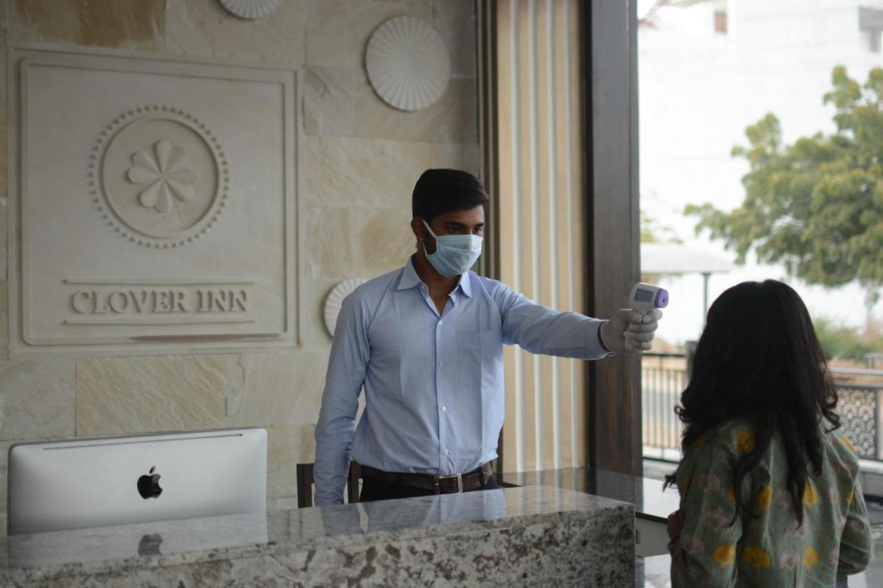 Clover Inn Udaipur Bagian luar foto