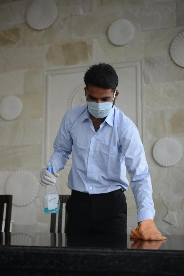Clover Inn Udaipur Bagian luar foto